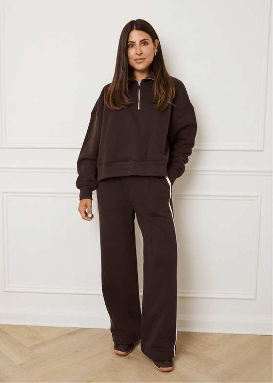 HALF ZIP SWEATSHIRT - BROWN