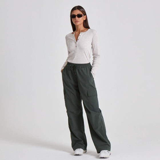 PARACHUTE TROUSERS - FOREST GREEN