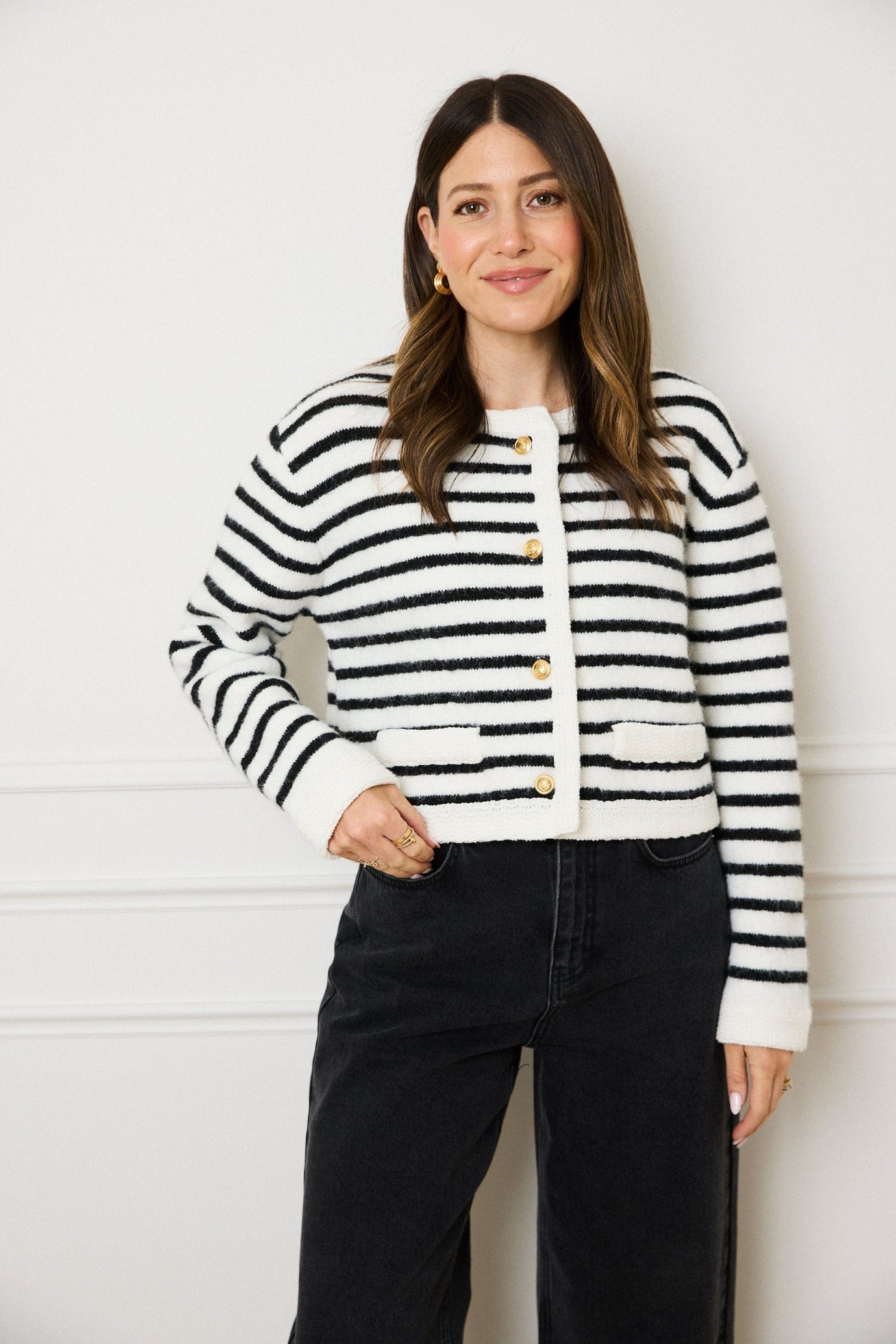 SAMPLE CONTRAST TRIM STRIPED KNITTED CARDIGAN - BLACK / WHITE