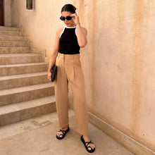  THE ULTIMATE TAPERED TROUSER - TAN